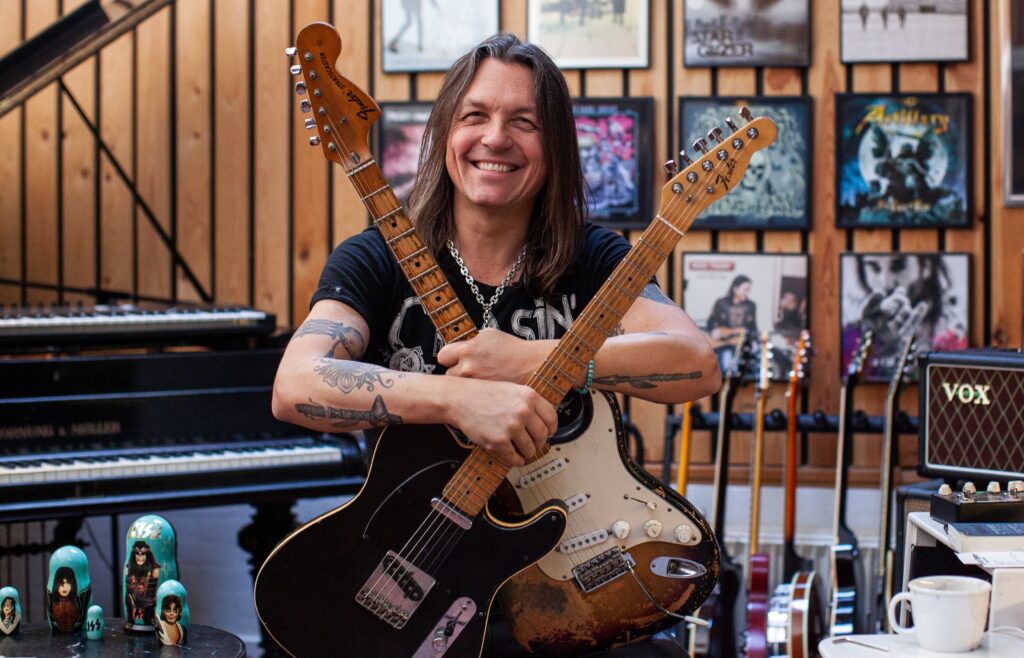 Sorens Sunday Session - Choice of guitar - Fender